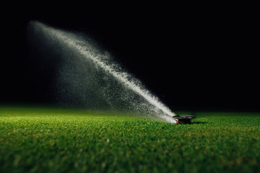 Automatic Lawn Sprinkle Spraying Water