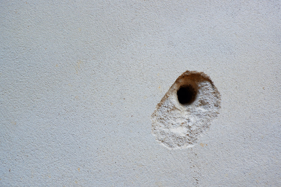 Holes Or Cracks In House