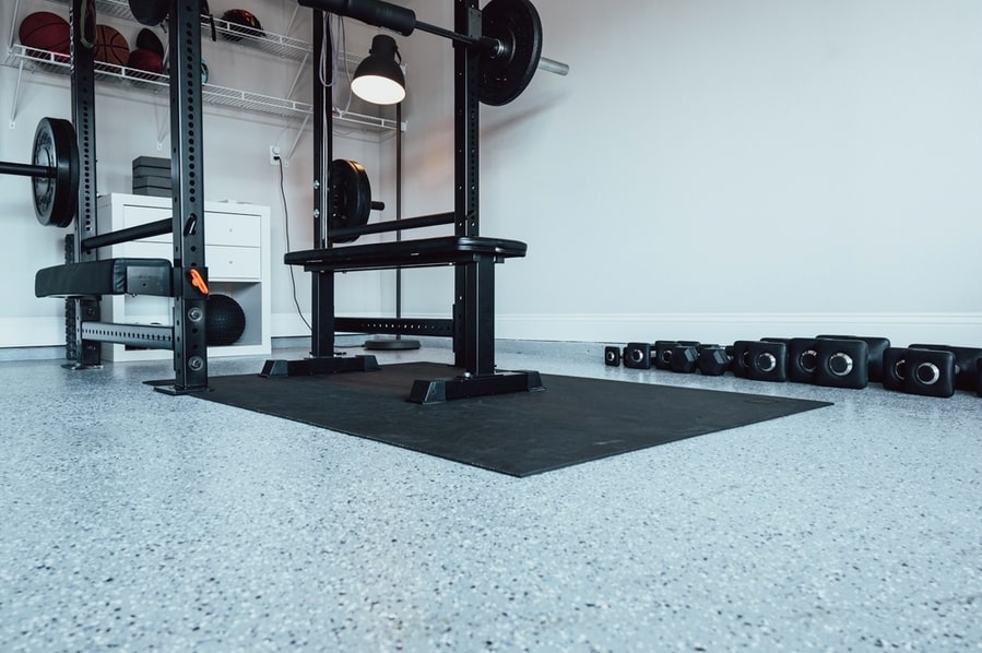 Neat And Clean Garage Gym