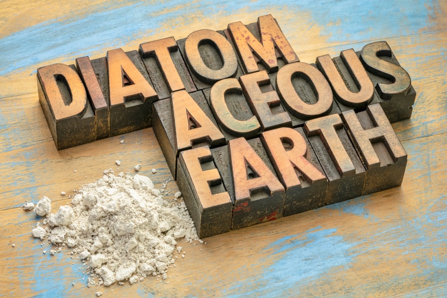 Use Diatomaceous Earth (De)