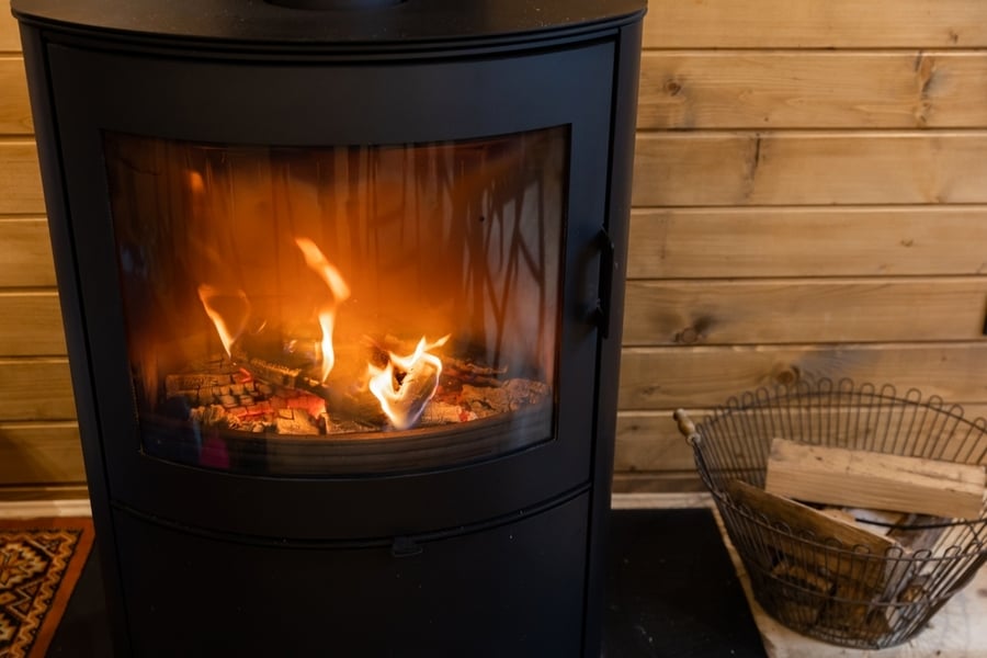 Use Of Glass Doors At The Fireplace Opening