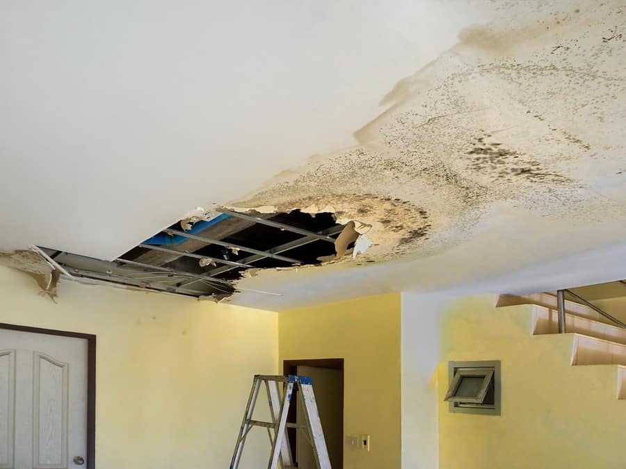 Water Leaks Down The Rooftop Floor