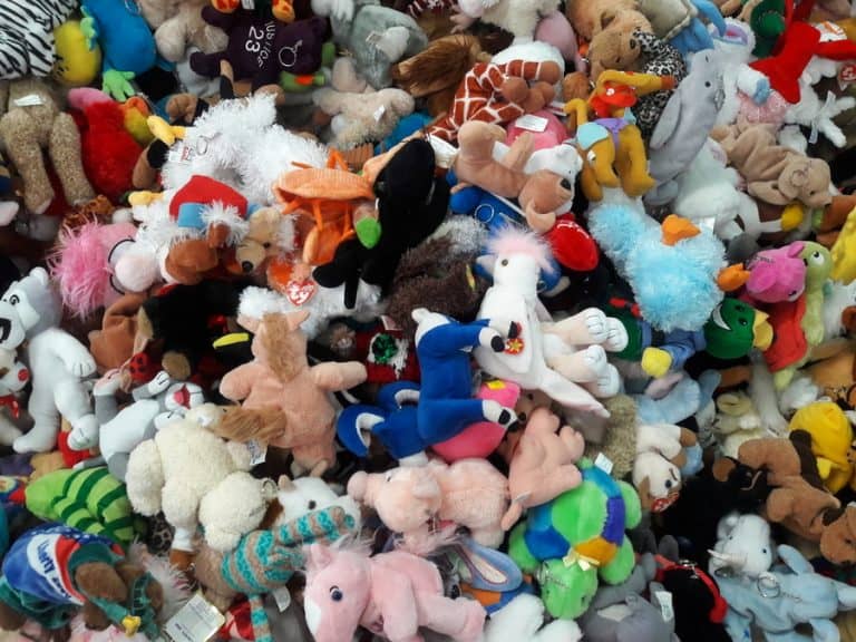 How To Get Rid of Fleas on Stuffed Animals | BeatPests